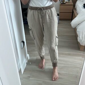 Young, Fabulous, & Broke Neutral Cargo Pant Size M
